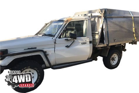 Toyota Landcruiser HZJ79 Single Cab Manual Ute 2000 Model - Image 2