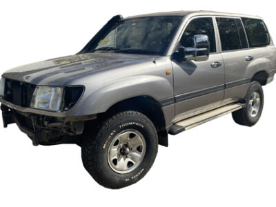 Toyota Landcruiser HDJ100 2002 Now Wrecking!