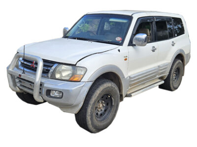 Mitsubishi Pajero NM for dismantling