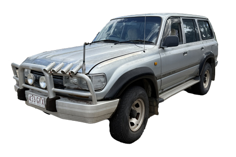 Toyota Landcruiser 80 Series wrecking