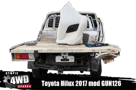 2017 Toyota Hilux 4x4 wrecking GUN126