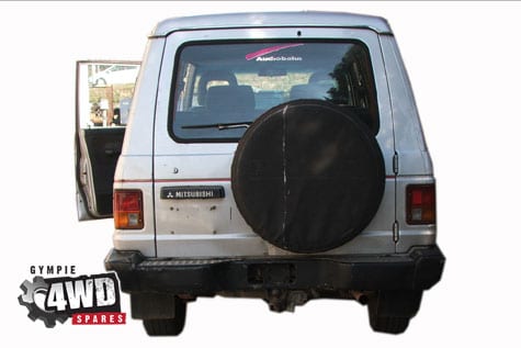 Mitsubishi Pajero NF 4x4 - Fully dismantled - Image 2