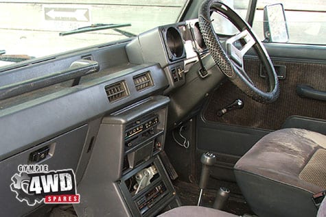 Mitsubishi Pajero NF 4x4 - Fully dismantled - Image 3