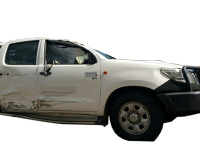 Toyota Hilux 4x4 - Now Wrecking