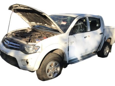 Mitsubishi Triton MN 2.5 Turbo 2013 Model - Wrecking Now