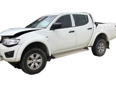 Mitsubishi Triton MN GLX 2015 Model 4x4 Now Wrecking
